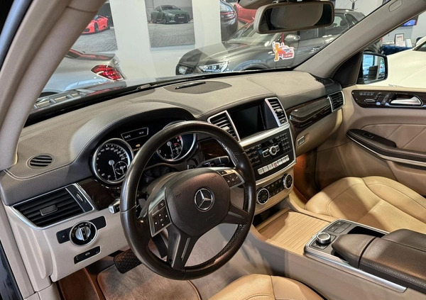 Mercedes-Benz GL cena 129900 przebieg: 144700, rok produkcji 2014 z Siedliszcze małe 301